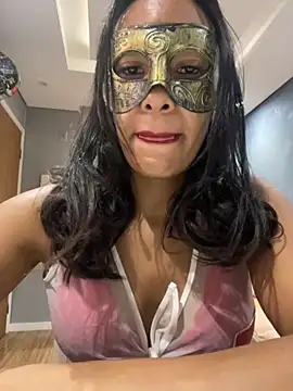 LunnaMaska online show from 24, 11, 2025