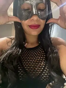 LunnaMaska online show from 10, 1, 2026