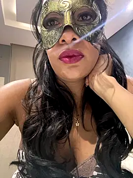 LunnaMaska online show from 21, 12, 2025