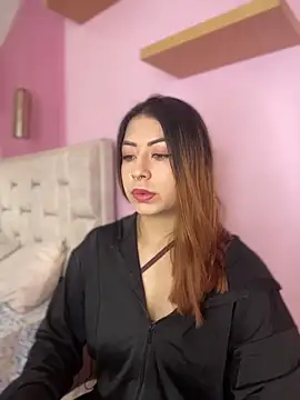 MaddieHunter online show from 26, 11, 2025