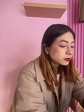 MaddieHunter online show from 9, 1, 2026