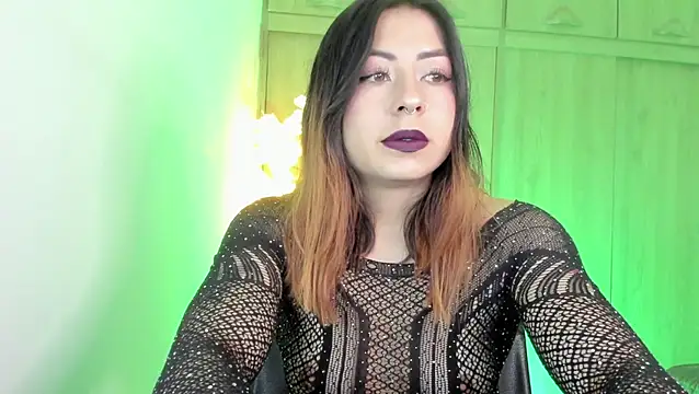 Snapshot of MaddieHunter chatting on 22, 4, 2026 MaddieHunter online show from 22, 4, 2026