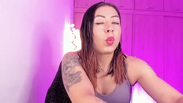 Snapshot of MaddieHunter chatting on 30, 4, 2026 MaddieHunter online show from 30, 4, 2026