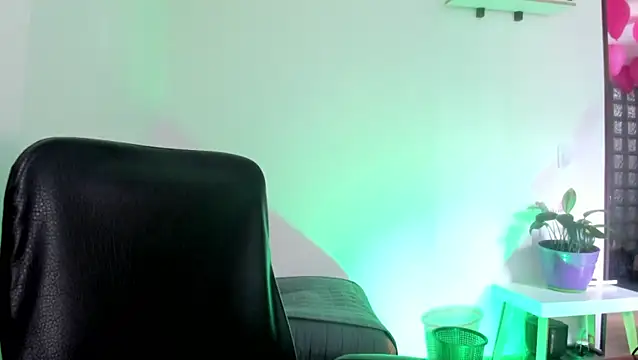 MaddieHunter online show from 2, 2, 2026