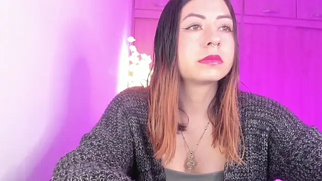 Snapshot of MaddieHunter chatting on 13, 5, 2026 MaddieHunter online show from 13, 5, 2026