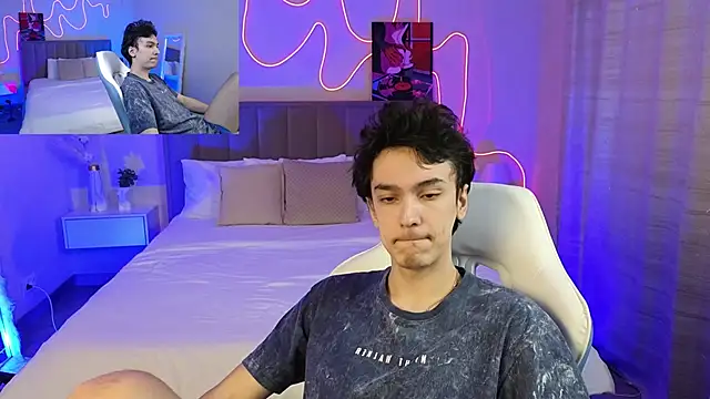 Snapshot of MoonlinSkinn chatting on 14, 2, 2026 MoonlinSkinn online show from 14, 2, 2026