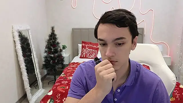 MoonlinSkinn online show from 12, 1, 2026