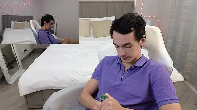 Snapshot of MoonlinSkinn chatting on 4, 2, 2026 MoonlinSkinn online show from 4, 2, 2026