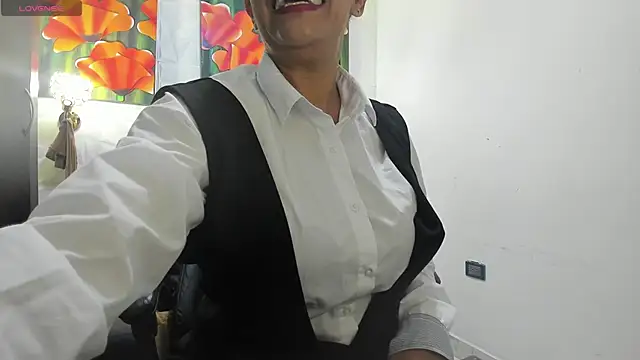 Miss clarepocahose online show from 16, 1, 2026