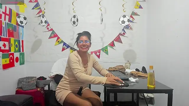 Snapshot of Miss_clarepocahose chatting on 20, 6, 2026 Miss clarepocahose online show from 20, 6, 2026