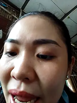 Snapshot of Lin-kute98 chatting on 13, 4, 2026 Lin-kute98 online show from 13, 4, 2026