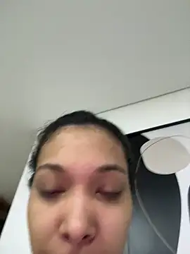 Snapshot of KarolRojas_22 chatting on 10, 6, 2026 KarolRojas 22 online show from 10, 6, 2026
