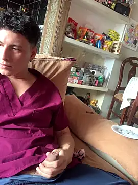 angelxxx95 online show from 11, 2, 2026