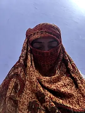 Snapshot of bibi_gi chatting on 2, 12, 2025 bibi gi online show from 2, 12, 2025