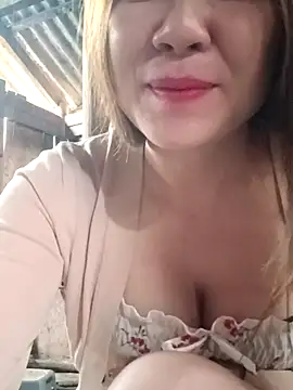 Lily-ross22 online show from 19, 12, 2025