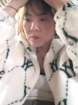 Lily-ross22 online show from 12, 1, 2026