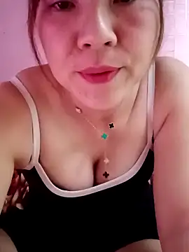 Lily-ross22 online show from 7, 2, 2026