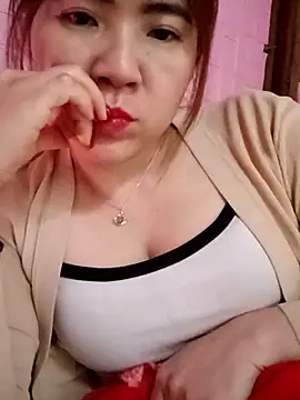 Lily-ross22 online show from 9, 3, 2026