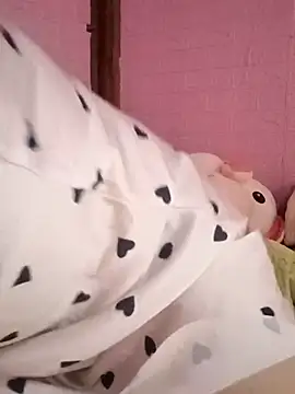 Lily-ross22 online show from 12, 4, 2026