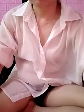 Lily-ross22 online show from 22, 4, 2026