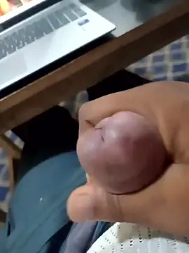 LovelyHughes online show from 8, 1, 2026