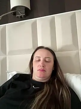 TomilaSi online show from 7, 4, 2026