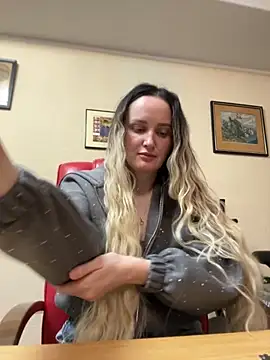 TomilaSi online show from 26, 11, 2025