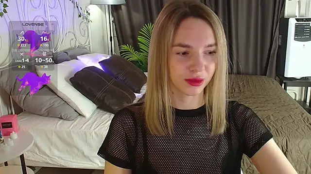 molly crystal online show from 23, 12, 2025