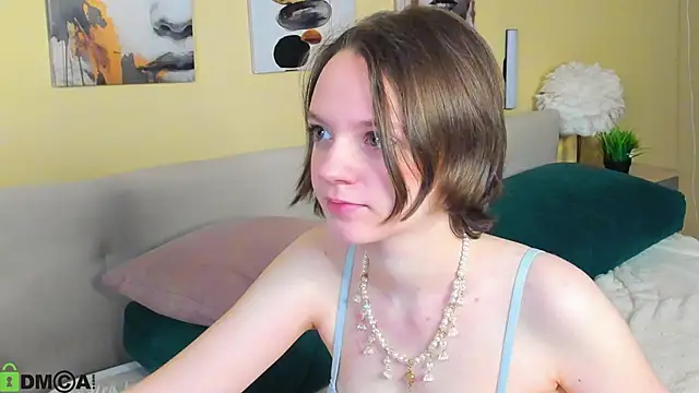 Olivia Riesz online show from 5, 5, 2026