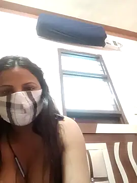 Snapshot of Harmanjeet_kaur chatting on 26, 11, 2025 Harmanjeet kaur online show from 26, 11, 2025