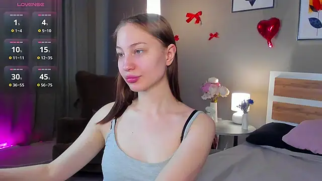 lally cute online show from 18, 2, 2026