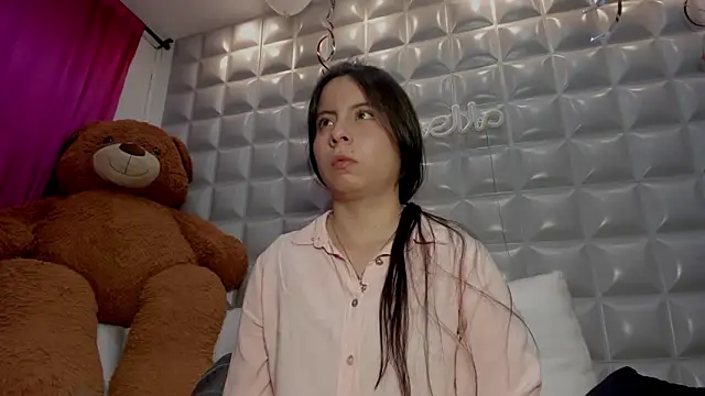 Snapshot of sol-angel chatting on 16, 2, 2026 sol-angel online show from 16, 2, 2026