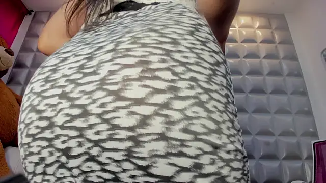 Snapshot of sol-angel chatting on 10, 2, 2026 sol-angel online show from 10, 2, 2026