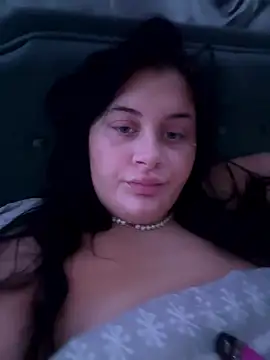 CurvyAyla online show from 8, 1, 2026