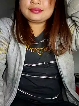 Snapshot of mai-mai-97 chatting on 9, 2, 2026 mai-mai-97 online show from 9, 2, 2026