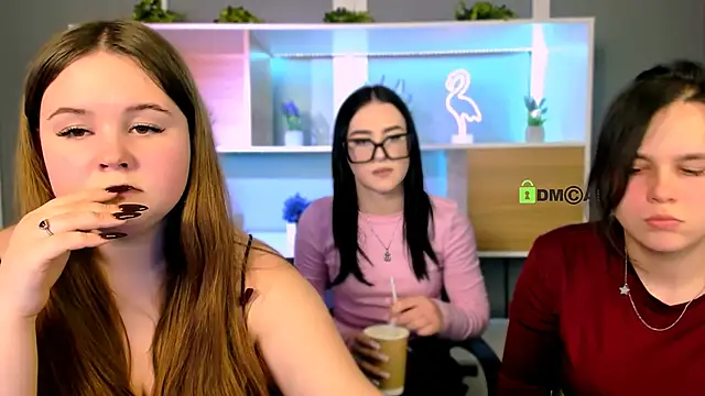 Snapshot of candy_flossie1 chatting on 3, 2, 2026 candy flossie1 online show from 3, 2, 2026