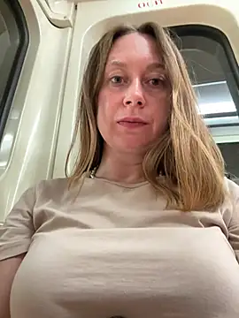 Snapshot of Brooke_lover chatting on 30, 6, 2026 Brooke lover online show from 30, 6, 2026