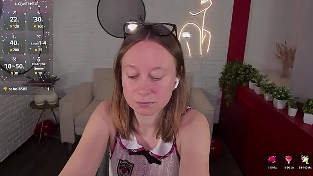 Brooke lover online show from 6, 3, 2026