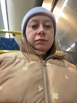 Brooke lover online show from 21, 3, 2026