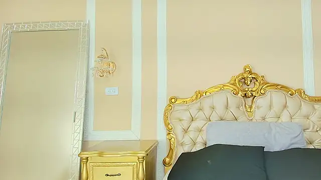 HallieStone online show from 5, 2, 2026