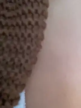 MelissaGill  online show from 3, 12, 2025