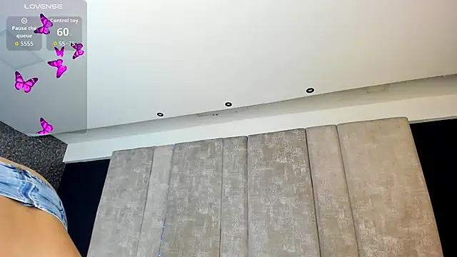 MelissaGill  online show from 6, 1, 2026