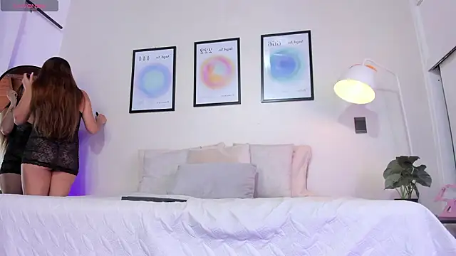 AmaraStorm online show from 12, 3, 2026