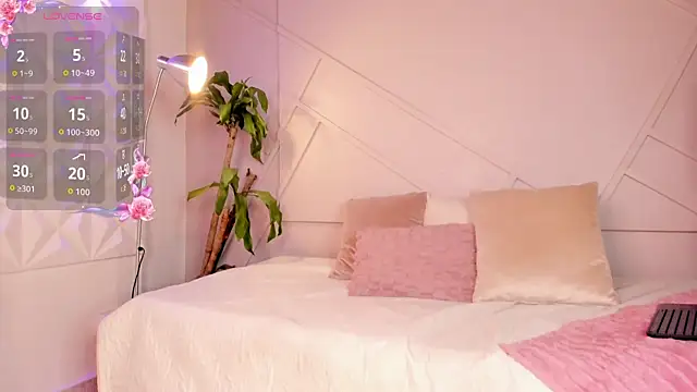 AmaraStorm online show from 9, 4, 2026