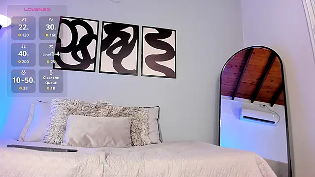 AmaraStorm online show from 18, 12, 2025