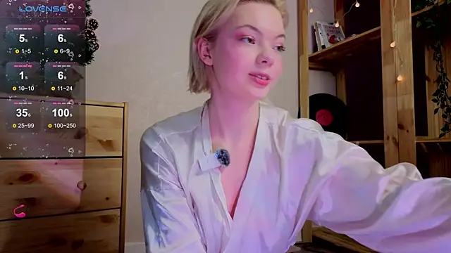 Me1inMonro online show from 19, 12, 2025