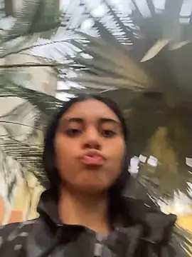 Snapshot of Miia_moonn chatting on 28, 11, 2025 Miia moonn online show from 28, 11, 2025