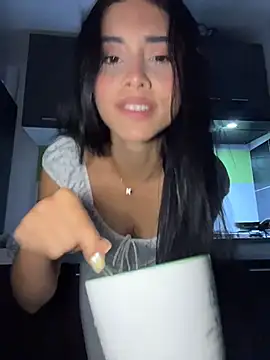 Snapshot of Miia_moonn chatting on 9, 2, 2026 Miia moonn online show from 9, 2, 2026