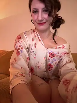 Snapshot of lilliabloom chatting on 11, 2, 2026 lilliabloom online show from 11, 2, 2026