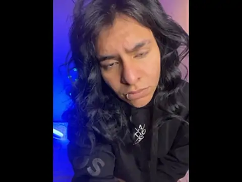 Snapshot of SaraAndrade_ chatting on 17, 1, 2026 SaraAndrade online show from 17, 1, 2026